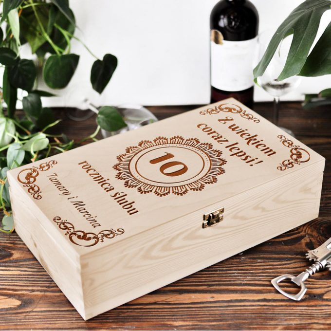Personalizowane pudełko na 2 wina - Z wiekiem coraz lepsi