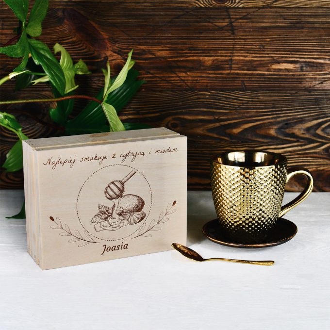 Personalizowane drewniane pudełko na herbatę - Najlepiej smakuje