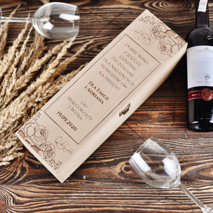 Personalizowane drewniane pudełko na wino - Dobre wino, z jeszcze lepszymi życzeniami